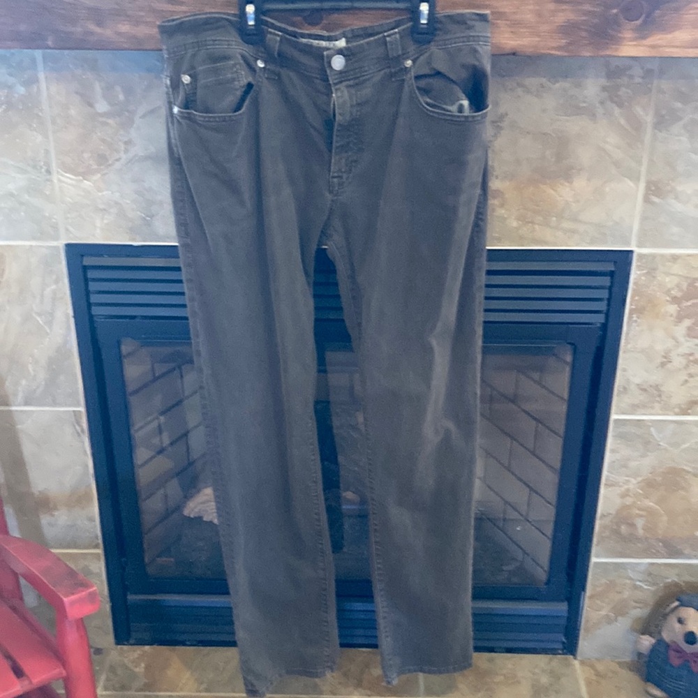Brown Jeans